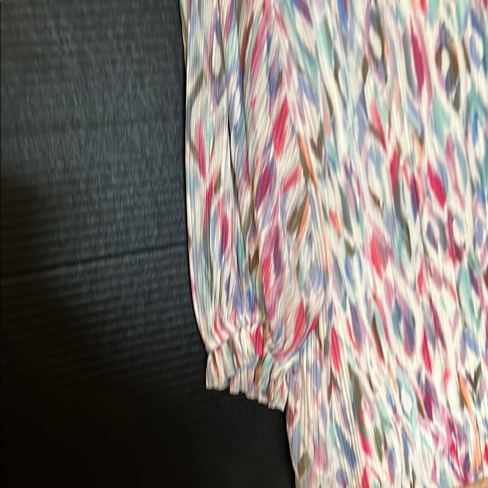 Slim Factor by Investments Multicolor Patterned Blouse Large NWT - Picture 8 of 13